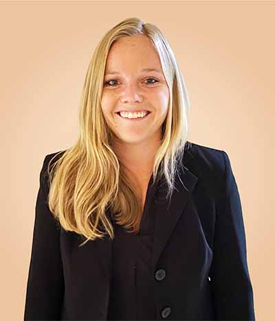 keelyn leonard headshot